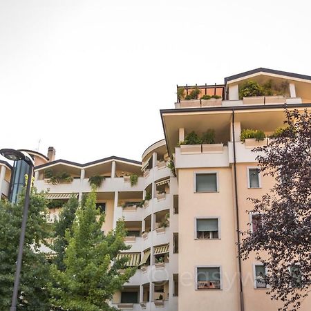 Nova Milanese Easy Welcome Casa Rosada 아파트 외부 사진